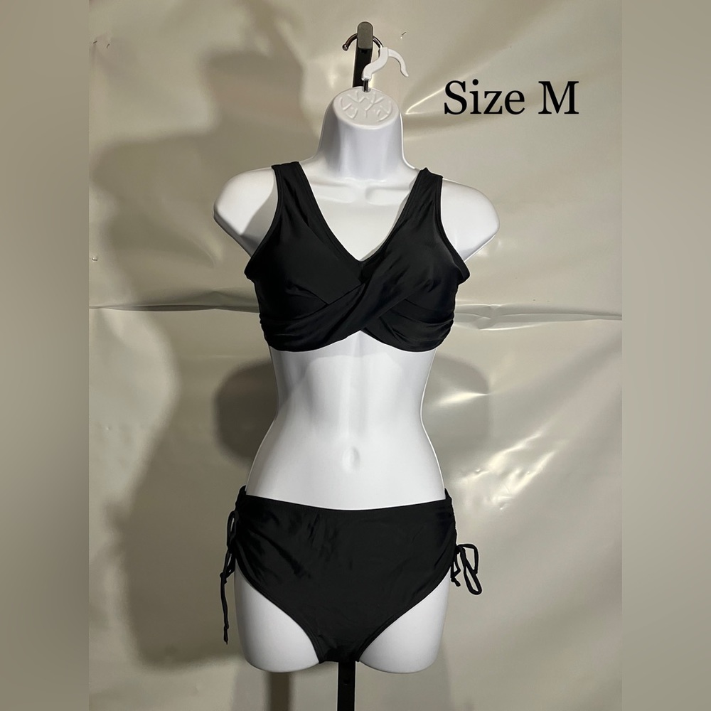 Women’s 2 Piece Swimsuit Bikini Size Medium